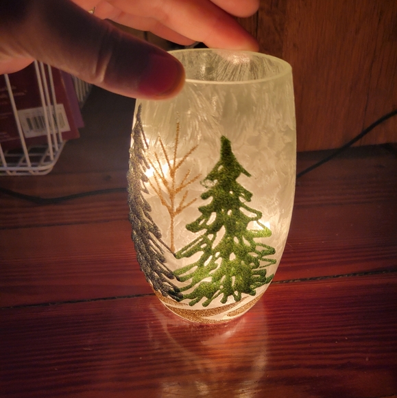 Nwt Stony Creek frosted glass lighted vase pine trees winter scene - Picture 5 of 10